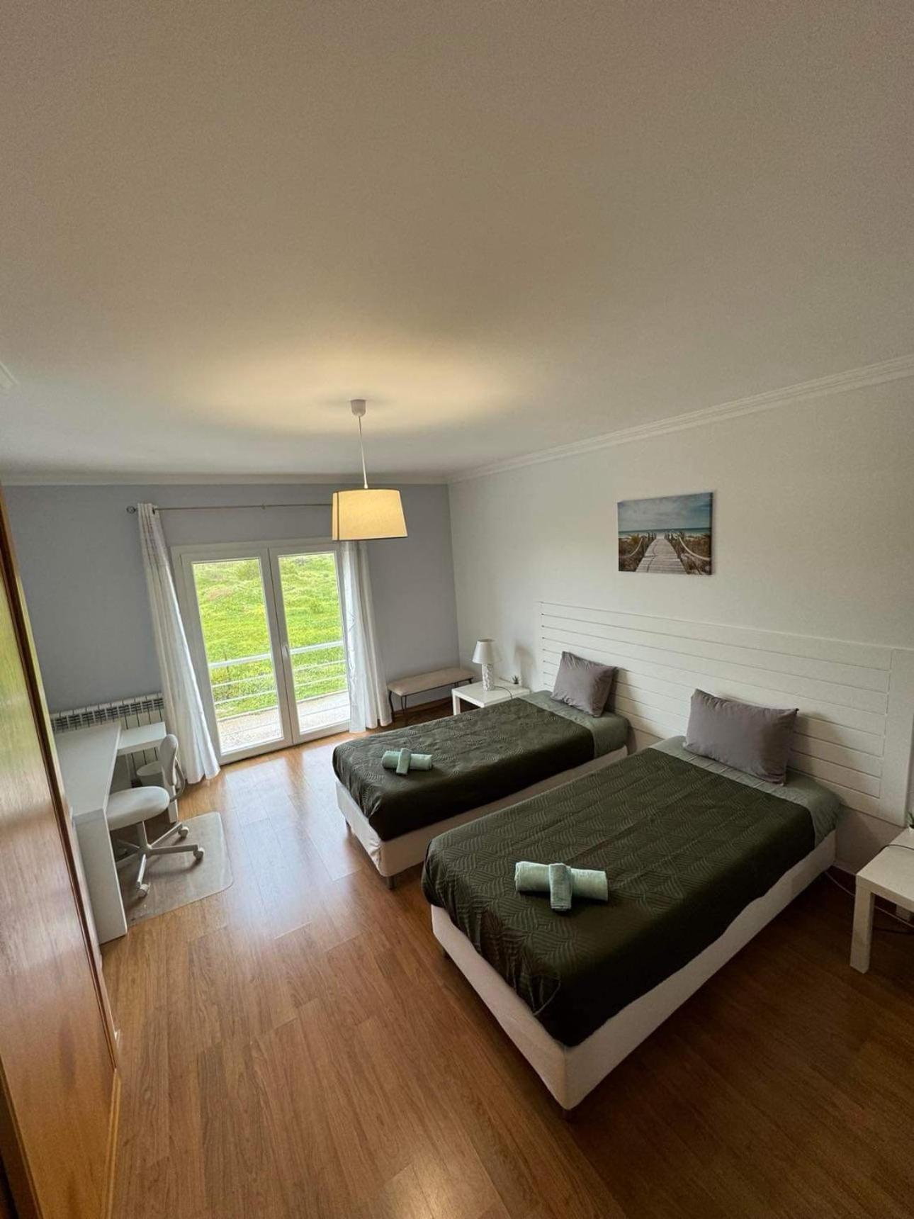 Sunny Baleal Guesthouse Феррел Екстер'єр фото